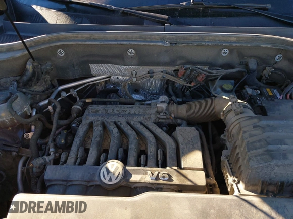 2019 Volkswagen Atlas SE with VIN 1V2LR2CAXKC566024, listed as a IAAI auction lot 41296531 with 106,175 mi miles and . Bid and sale history available at DreamBid. Image 10.