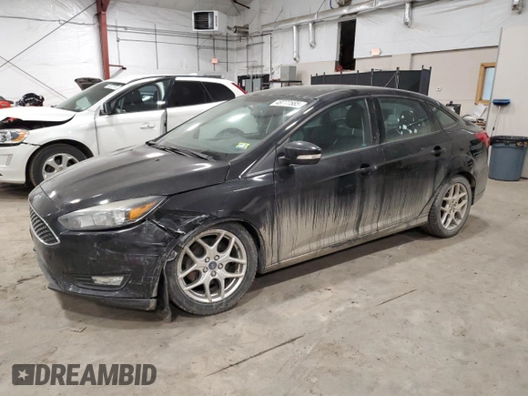 2015 Ford Focus SE z VIN 1FADP3F21FL285263, wystawiony jako Copart lot #53613875 z przebiegiem 116 063 mil mil oraz Szkoda całkowita • Salvage title. Historia ofert i sprzedaży dostępna na DreamBid. Obrazek 1.