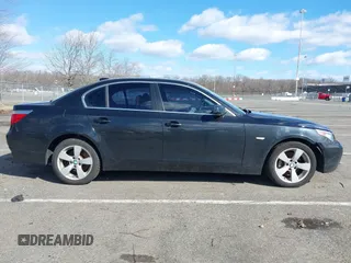 2007 BMW 5 Series 530xi with VIN WBANF735X7CY17406, listed as a IAAI auction lot 41592517 with 139,728 mi miles and . Bid and sale history available at carsss.com. Image 13.