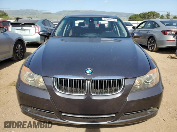 2006 BMW 3 Series 330i with VIN WBAVB33526KS38547, listed as a Copart auction lot 52686815 with 120,137 mi miles and Salvage Title. Bid and sale history available at carsss.com. Image 5.