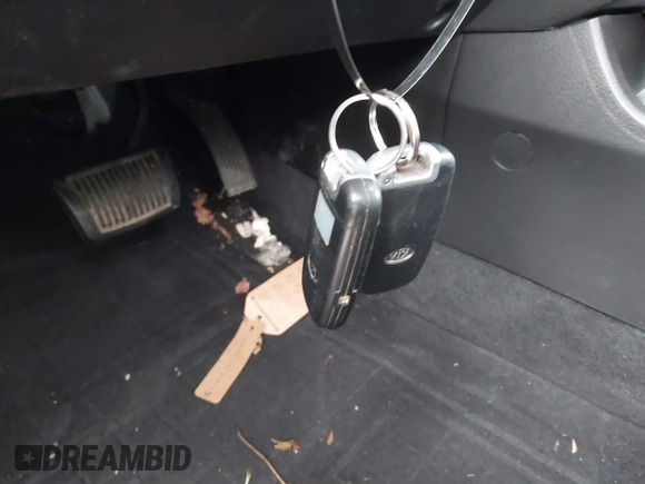2013 Kia Sorento SX с VIN 5XYKWDA28DG340057, выставлен на аукционе IAAI как лот 41561148 с пробегом 116 828 миль миль и . История ставок и продаж доступна на DreamBid. Изображение 11.