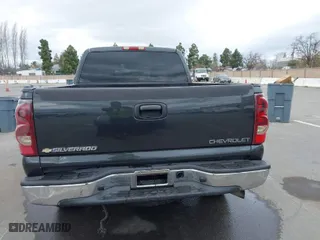 2003 Chevrolet Silverado 1500 LS with VIN 1GCEK19TX3E107860, listed as a IAAI auction lot 41461401 with 379,055 mi miles. Bid and sale history available at carsss.com. Image 16.
