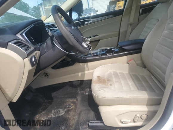 2016 Ford Fusion SE Hybrid with VIN 3FA6P0LU2GR130608, listed as a Copart auction lot 56394795 with 103,617 mi miles and Clean title. Bid and sale history available at DreamBid. Image 7.