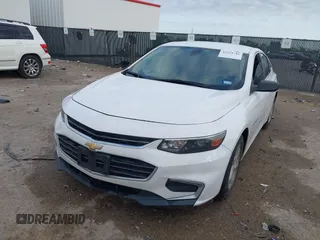 2016 Chevrolet Malibu LS z VIN 1G1ZB5ST6GF303726, wystawiony jako IAAI lot #41914748 z przebiegiem 159 416 mil mil oraz . Historia ofert i sprzedaży dostępna na DreamBid. Obrazek 15.