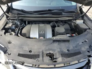 2017 Lexus RX 350 z VIN 2T2BZMCA5HC108427, wystawiony jako Copart lot #60498915 z przebiegiem 103 071 mil mil oraz Szkoda całkowita • Salvage title. Historia ofert i sprzedaży dostępna na DreamBid. Obrazek 12.