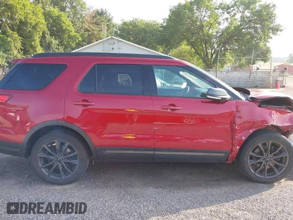 2018 Ford Explorer XLT with VIN 1FM5K7D88JGB99313, listed as a IAAI auction lot 42585157 with 67,331 mi miles and . Bid and sale history available at DreamBid. Image 14.