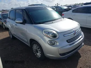 2014 FIAT 500L Easy with VIN ZFBCFABH5EZ024112, listed as a IAAI auction lot 41962896 with 139,273 mi miles. Bid and sale history available at carsss.com. Image 1.