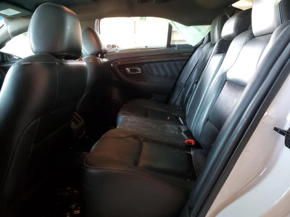 2017 Ford Taurus Limited z VIN 1FAHP2F85HG113121, wystawiony jako Copart lot #47066525 z przebiegiem 92 754 mil mil oraz Szkoda całkowita • Salvage title. Historia ofert i sprzedaży dostępna na DreamBid. Obrazek 10.