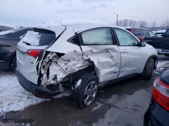 2021 Honda HR-V LX with VIN 3CZRU6H39MM731603, listed as a Copart auction lot 88116255 with 0 mi miles and Salvage Title. Bid and sale history available at carsss.com. Image 3.