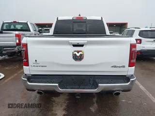 2022 Ram 1500 Limited z VIN 1C6SRFHT6NN446901, wystawiony jako IAAI lot #42042634 z przebiegiem 46 809 mil mil oraz . Historia ofert i sprzedaży dostępna na DreamBid. Obrazek 17.