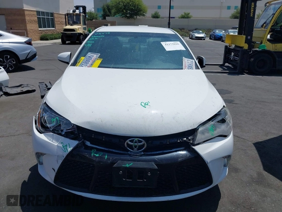 2017 Toyota Camry XLE z VIN 4T1BF1FK4HU377694, wystawiony jako IAAI lot #42375026 z przebiegiem 107 760 mil mil oraz . Historia ofert i sprzedaży dostępna na DreamBid. Obrazek 13.