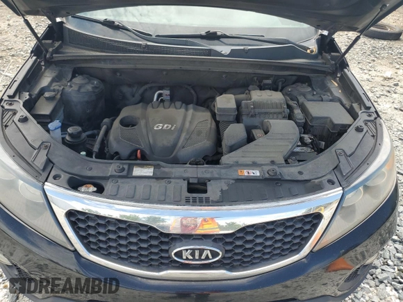 2013 Kia Sorento LX z VIN 5XYKT4A64DG352153, wystawiony jako Copart lot #55330825 z przebiegiem 289 967 mil mil oraz Szkoda całkowita • Salvage title. Historia ofert i sprzedaży dostępna na DreamBid. Obrazek 12.