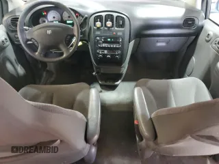 2005 Dodge Caravan SE z VIN 1D4GP24R45B245977, wystawiony jako Copart lot #58262555 z przebiegiem 254 176 mil mil oraz Czysty tytuł • Clean title. Historia ofert i sprzedaży dostępna na DreamBid. Obrazek 8.