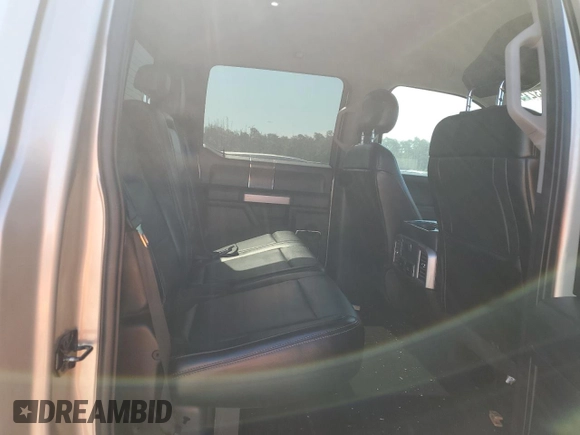 2017 Ford F-250 Lariat z VIN 1FT7W2BT4HEE81000, wystawiony jako Copart lot #54403275 z przebiegiem 125 666 mil mil oraz Czysty tytuł • Clean title. Historia ofert i sprzedaży dostępna na DreamBid. Obrazek 10.