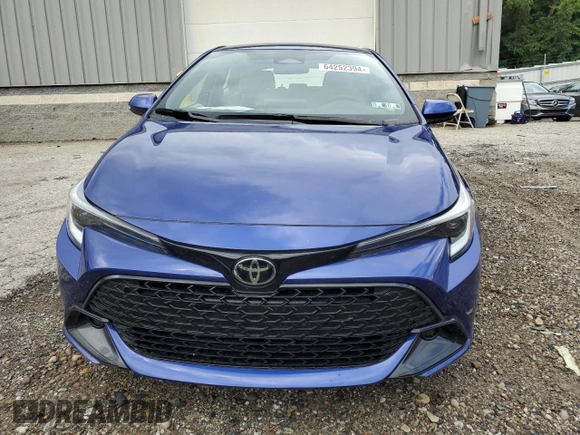 2023 Toyota Corolla Hatchback SE with VIN JTND4MBE8P3191760, listed as a Copart auction lot 64252394 with 10,255 mi miles and Salvage Title. Bid and sale history available at carsss.com. Image 5.