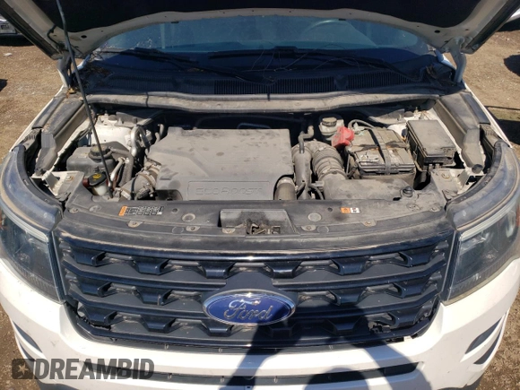 2016 Ford Explorer Sport z VIN 1FM5K8GT3GGA81426, wystawiony jako Copart lot #58426145 z przebiegiem 121 721 mil mil oraz Czysty tytuł • Clean title. Historia ofert i sprzedaży dostępna na DreamBid. Obrazek 11.