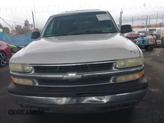 2002 Chevrolet Suburban LT with VIN 3GNEC16T02G312958, listed as a IAAI auction lot 41571427 with 154,191 mi miles. Bid and sale history available at carsss.com. Image 12.