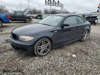 2009 BMW 1 Series 135i with VIN WBAUC73559VK80424, listed as a Copart auction lot 86344574 with 176,777 mi miles and Salvage Title. Bid and sale history available at carsss.com. Image 1.