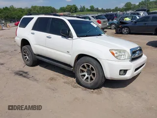 2007 Toyota 4Runner SR5 with VIN JTEZU14R178074304, listed as a IAAI auction lot 42159580 with 190,224 mi miles and . Bid and sale history available at DreamBid. Image 1.
