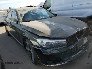 2016 BMW 7 Series 740i with VIN WBA7E2C56GG547453, listed as a Copart auction lot 67875632 with 92,588 mi miles. Bid and sale history available at carsss.com. Image 4.