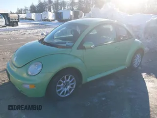 2005 Volkswagen New Beetle Coupe GLS with VIN 3VWCR31C15M403886, listed as a IAAI auction lot 41567715 with 168,346 mi miles. Bid and sale history available at carsss.com. Image 2.