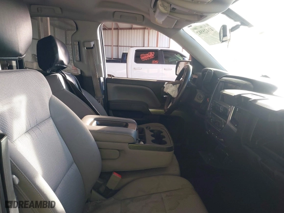2014 Chevrolet Silverado 1500 LT with VIN 1GCRCREC4EZ296598, listed as a IAAI auction lot 41425582 with 140,620 mi miles. Bid and sale history available at carsss.com. Image 5.