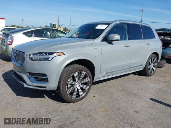 2024 Volvo XC90 Ultimate с VIN YV4H60LF1R1235240, выставлен на аукционе IAAI как лот 42260308 с пробегом 6 584 миль миль и . История ставок и продаж доступна на DreamBid. Изображение 18.
