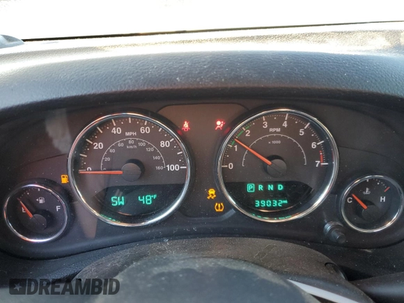 2018 Jeep Wrangler Willys Wheeler W with VIN 1C4AJWAG1JL800872, listed as a Copart auction lot 84492064 with 39,032 mi miles and Salvage title. Bid and sale history available at DreamBid. Image 9.
