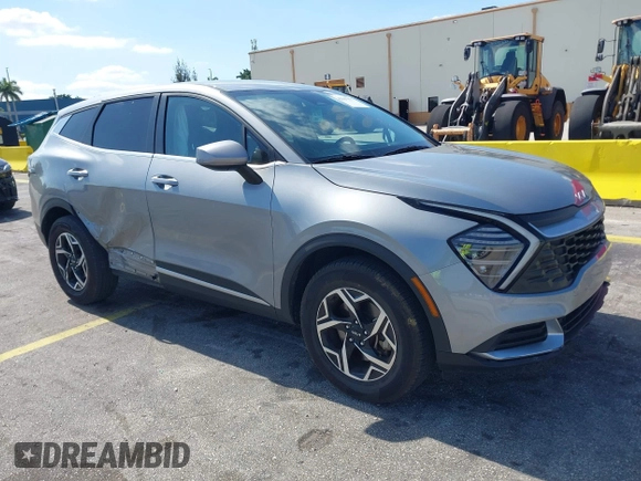2024 Kia Sportage LX with VIN KNDPUCDF6R7228446, listed as a IAAI auction lot 42167577 with 39,727 mi miles and . Bid and sale history available at DreamBid. Image 1.