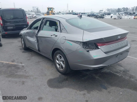 2021 Hyundai Elantra SE with VIN KMHLL4AG8MU121800, listed as a IAAI auction lot 41489779 with 38,913 mi miles. Bid and sale history available at carsss.com. Image 3.
