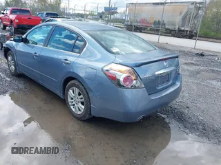 2012 Nissan Altima 2.5 S with VIN 1N4AL2AP8CC176936, listed as a IAAI auction lot 42012415 with 208,095 mi miles. Bid and sale history available at carsss.com. Image 3.