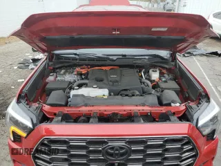 2024 Toyota Sequoia SR5 with VIN 7SVAAABA8RX022013, listed as a Copart auction lot 82643514 with 17,277 mi miles and Salvage Title. Bid and sale history available at carsss.com. Image 13.