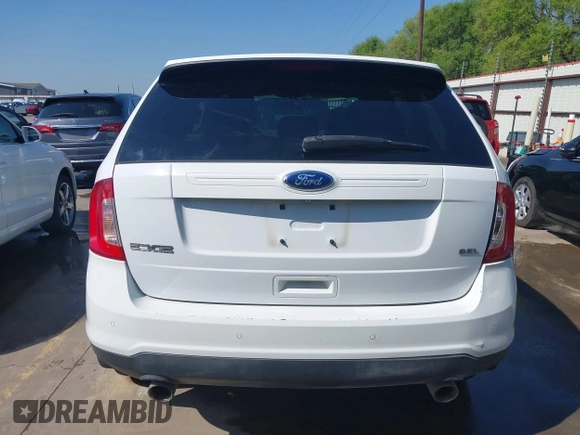 2014 Ford Edge SEL with VIN 2FMDK3JC9EBB54536, listed as a IAAI auction lot 41867367 with 127,929 mi miles. Bid and sale history available at carsss.com. Image 20.