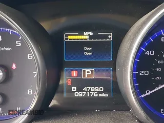 2018 Subaru Outback Premium с VIN 4S4BSACC5J3226836, выставлен на аукционе IAAI как лот 42180016 с пробегом 97 176 миль миль и . История ставок и продаж доступна на DreamBid. Изображение 15.