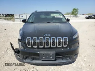 2017 Jeep Cherokee Latitude with VIN 1C4PJMCS4HW531565, listed as a Copart auction lot 52367645 with 40,781 mi miles and Salvage Title. Bid and sale history available at DreamBid. Image 5.