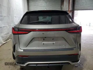 2024 Lexus NX 350 F Sport z VIN 2T2KGCEZ5RC031983, wystawiony jako Copart lot #49097585 z przebiegiem 6 402 mil mil oraz Czysty tytuł • Clean title. Historia ofert i sprzedaży dostępna na DreamBid. Obrazek 6.