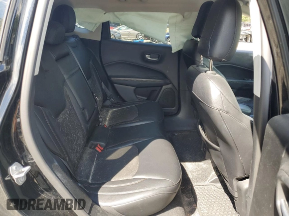 2017 Jeep Compass Latitude z VIN 3C4NJDBBXHT692369, wystawiony jako Copart lot #56152005 z przebiegiem 72 578 mil mil oraz Szkoda całkowita • Salvage title. Historia ofert i sprzedaży dostępna na DreamBid. Obrazek 11.