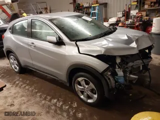 2021 Honda HR-V LX with VIN 3CZRU6H32MM747867, listed as a IAAI auction lot 41661115 with 28,379 mi miles. Bid and sale history available at carsss.com. Image 1.