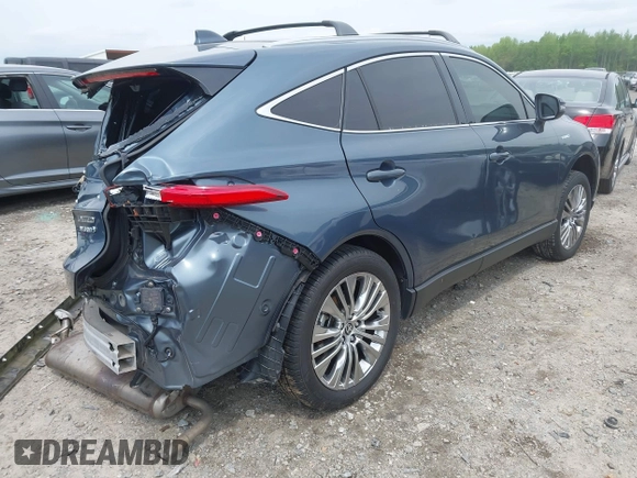 2021 Toyota Venza LE with VIN JTEAAAAH0MJ009742, listed as a IAAI auction lot 41990928 with 74,645 mi miles and . Bid and sale history available at carsss.com. Image 4.