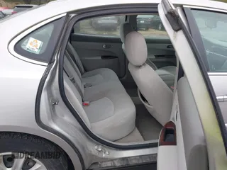 2008 Buick LaCrosse CX with VIN 2G4WC582981203100, listed as a IAAI auction lot 42186417 with 162,361 mi miles. Bid and sale history available at carsss.com. Image 8.