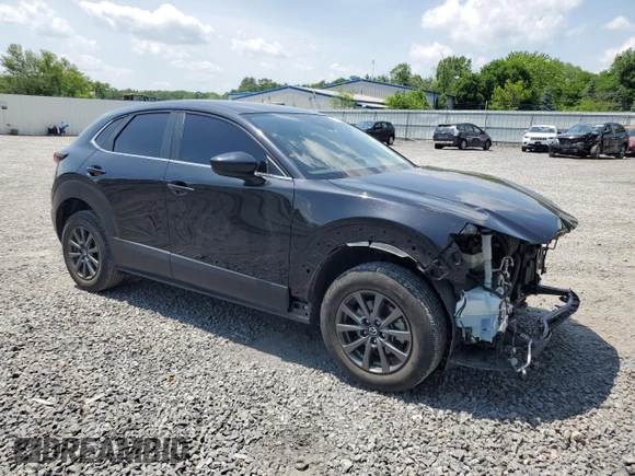 2021 Mazda CX-30 S with VIN 3MVDMBAL6MM263198, listed as a Copart auction lot 61576585 with 37,813 mi miles and Salvage title. Bid and sale history available at DreamBid. Image 4.