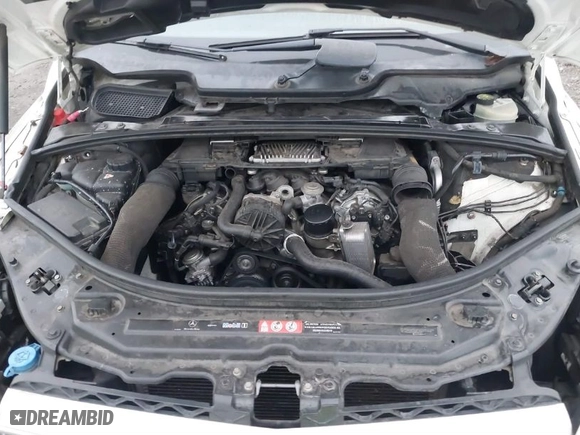 2006 Mercedes-Benz R-Class 3.5L with VIN 4JGCB65E56A008110, listed as a IAAI auction lot 41893990 with 1 mi miles. Bid and sale history available at carsss.com. Image 10.