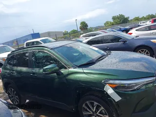 2023 Toyota Corolla Cross XLE z VIN 7MUDAABG1PV075110, wystawiony jako IAAI lot #42802303 z przebiegiem 41 869 mil mil oraz . Historia ofert i sprzedaży dostępna na DreamBid. Obrazek 13.