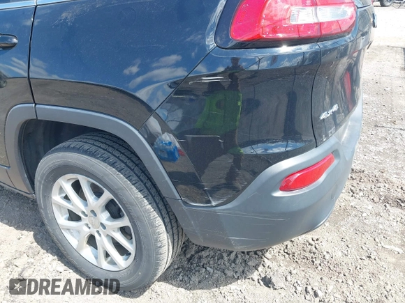 2017 Jeep Cherokee Latitude with VIN 1C4PJMCB4HD234565, listed as a IAAI auction lot 42102106 with 93,556 mi miles and . Bid and sale history available at DreamBid. Image 17.