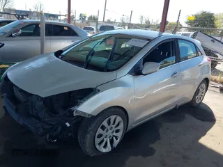 2017 Hyundai Elantra GT with VIN KMHD35LH2HU380871, listed as a IAAI auction lot 41827531 with 118,027 mi miles. Bid and sale history available at carsss.com. Image 15.
