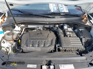 2018 Volkswagen Tiguan SEL Premium with VIN 3VV5B7AX5JM176434, listed as a IAAI auction lot 41684514 with 47,988 mi miles and . Bid and sale history available at DreamBid. Image 10.