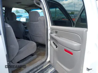 2004 Chevrolet Suburban LT z VIN 3GNGK26G04G263039, wystawiony jako IAAI lot #42560516 z przebiegiem 156 714 mil mil oraz . Historia ofert i sprzedaży dostępna na DreamBid. Obrazek 8.
