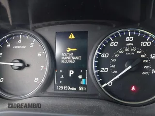 2014 Mitsubishi Outlander SE z VIN JA4AD3A37EZ011335, wystawiony jako IAAI lot #42115343 z przebiegiem 129 159 mil mil oraz . Historia ofert i sprzedaży dostępna na DreamBid. Obrazek 7.