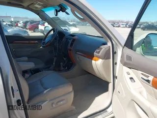 2003 Lexus GX 470 with VIN JTJBT20X430013005, listed as a IAAI auction lot 41666117 with 225,332 mi miles. Bid and sale history available at carsss.com. Image 5.