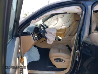 2019 Porsche Cayenne S z VIN WP1AB2AY9KDA64014, wystawiony jako IAAI lot #42294005 z przebiegiem Nie podano mil oraz . Historia ofert i sprzedaży dostępna na DreamBid. Obrazek 5.